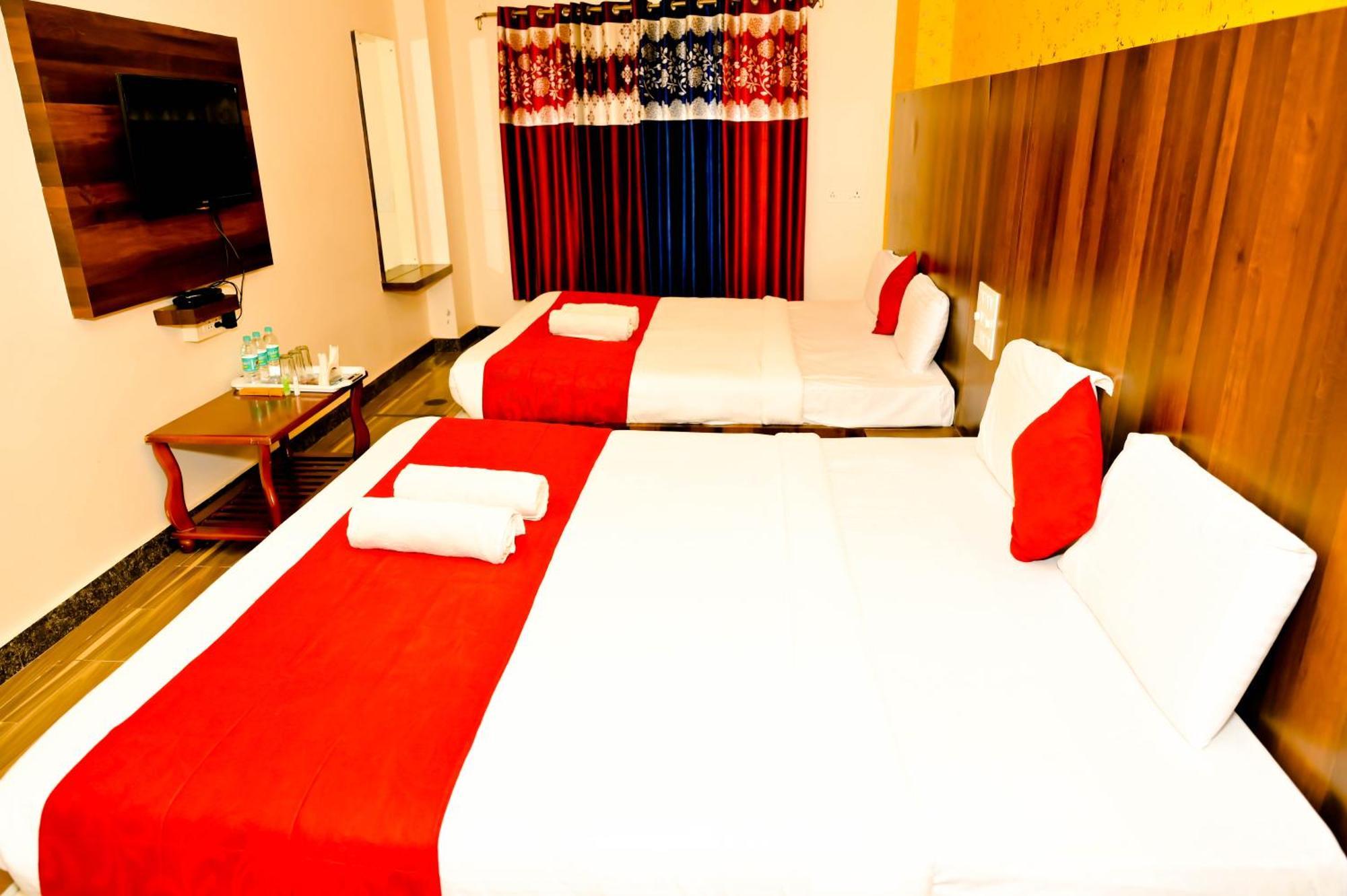 Townhouse Mk Hotel Chikmagalur Luaran gambar