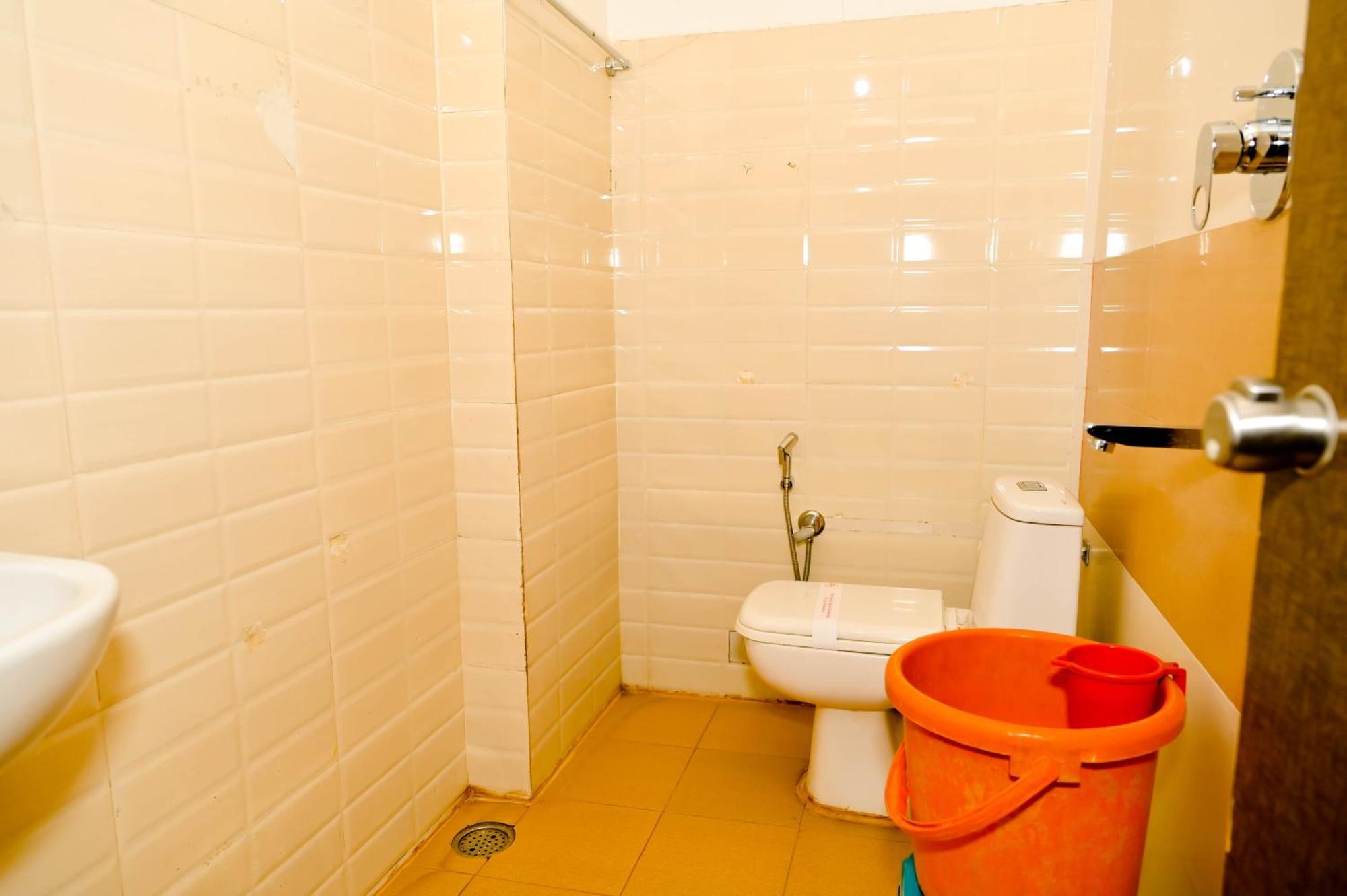 Townhouse Mk Hotel Chikmagalur Luaran gambar