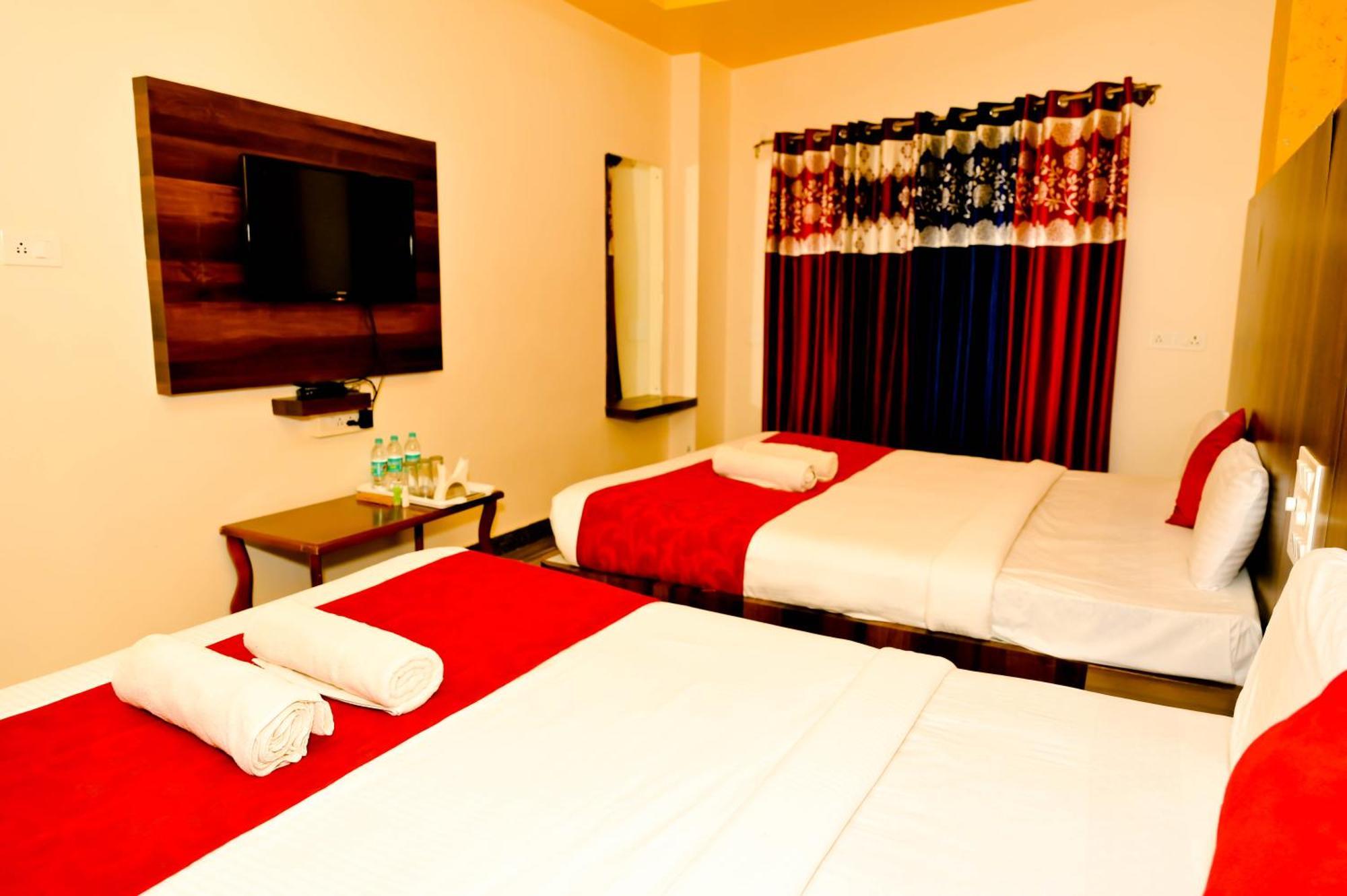 Townhouse Mk Hotel Chikmagalur Luaran gambar