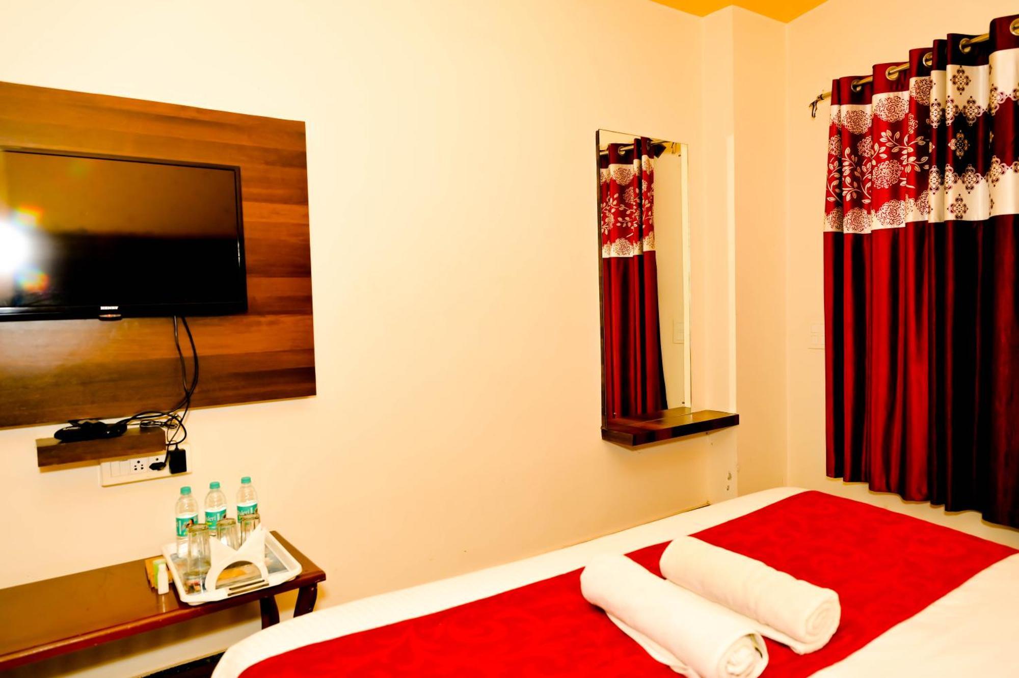 Townhouse Mk Hotel Chikmagalur Luaran gambar