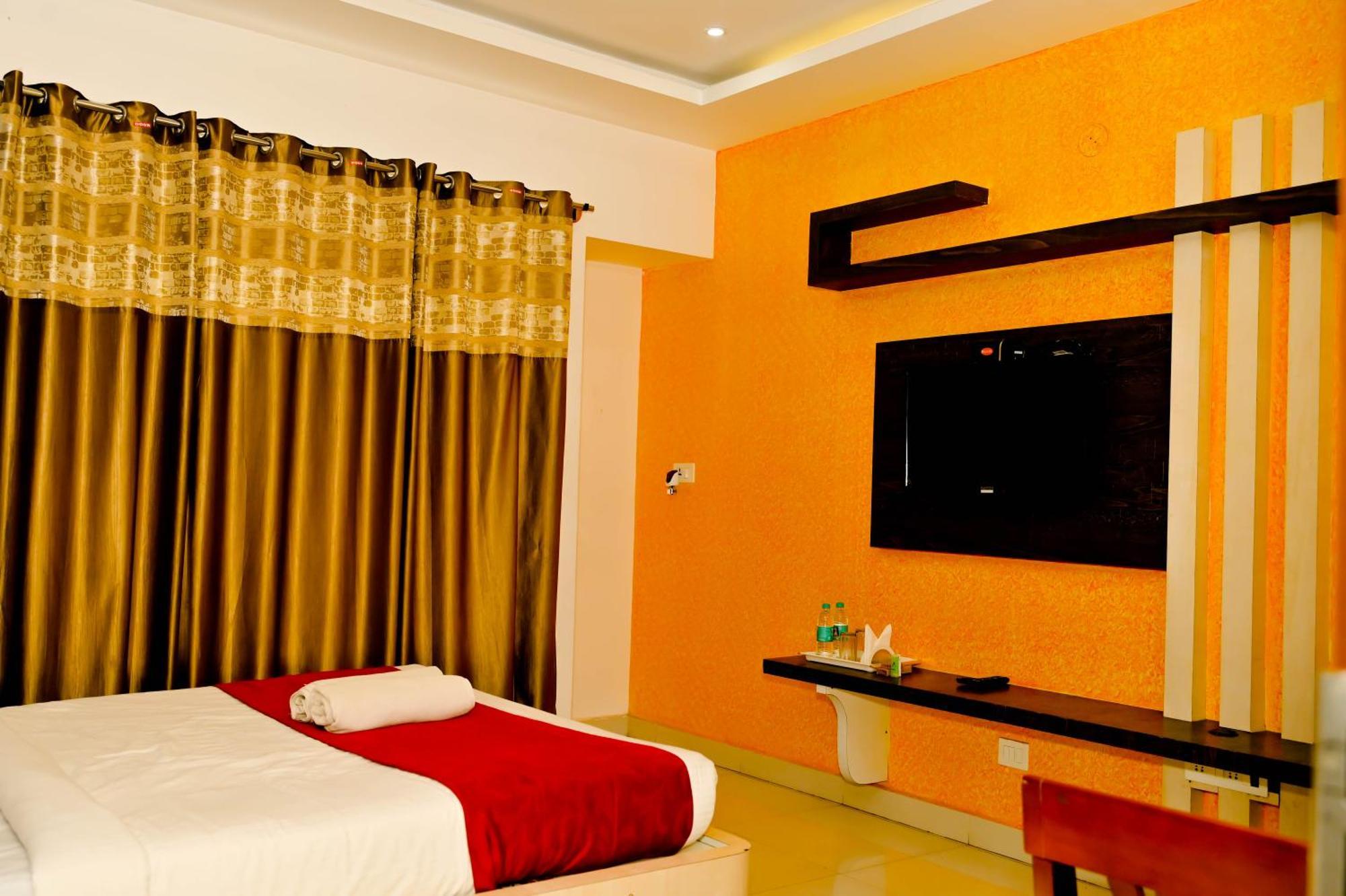 Townhouse Mk Hotel Chikmagalur Luaran gambar